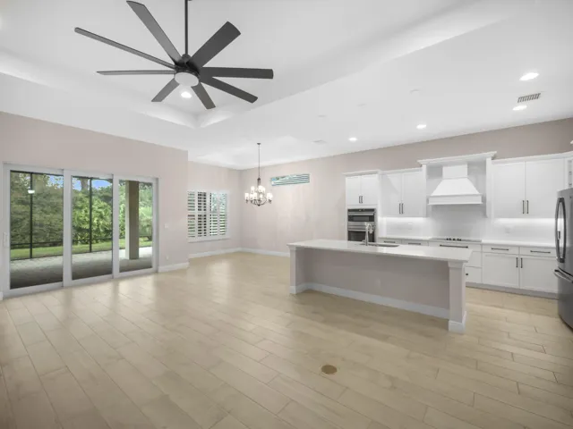 Living/Kitchen