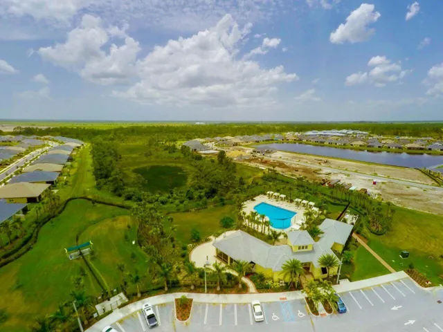 LakePark Amenities