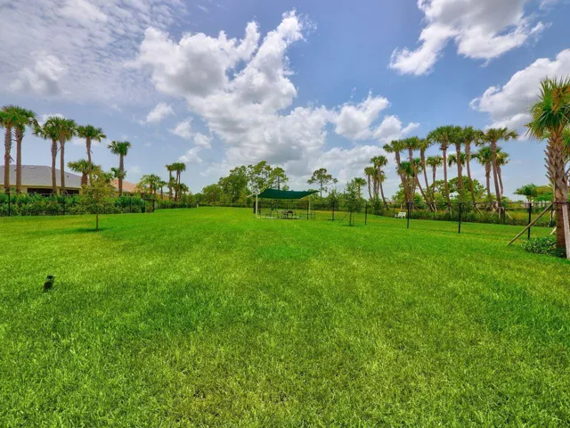 LakePark Amenities