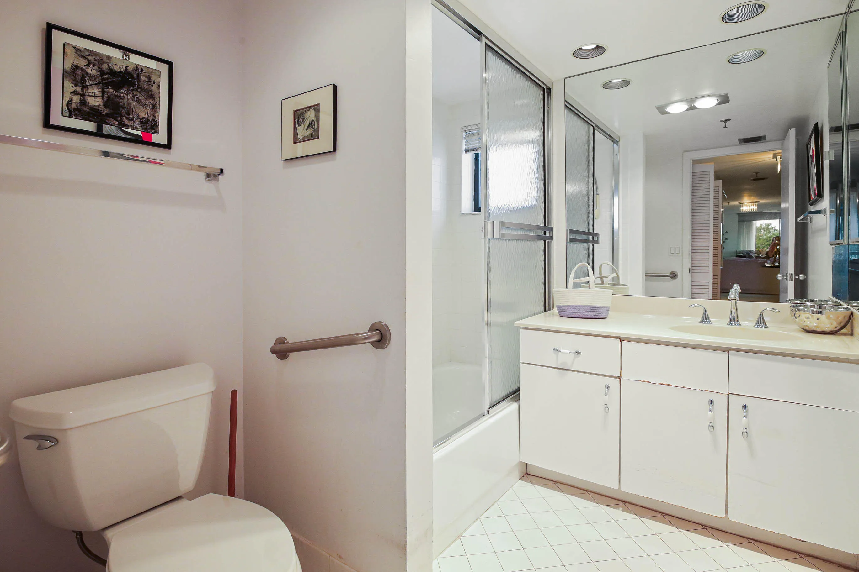 guest bathroom