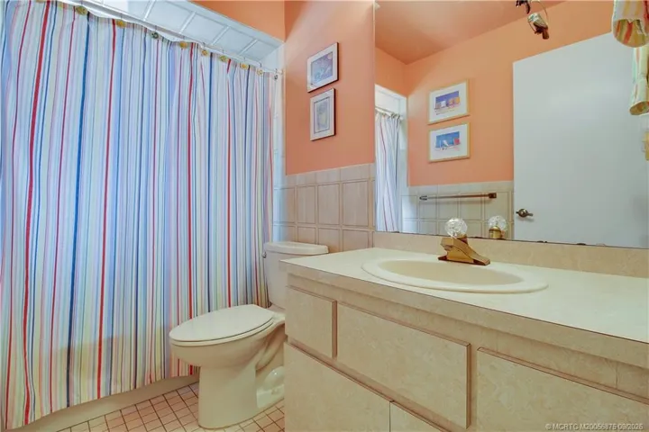 HALLWAY Between the guest bedrooms and bath