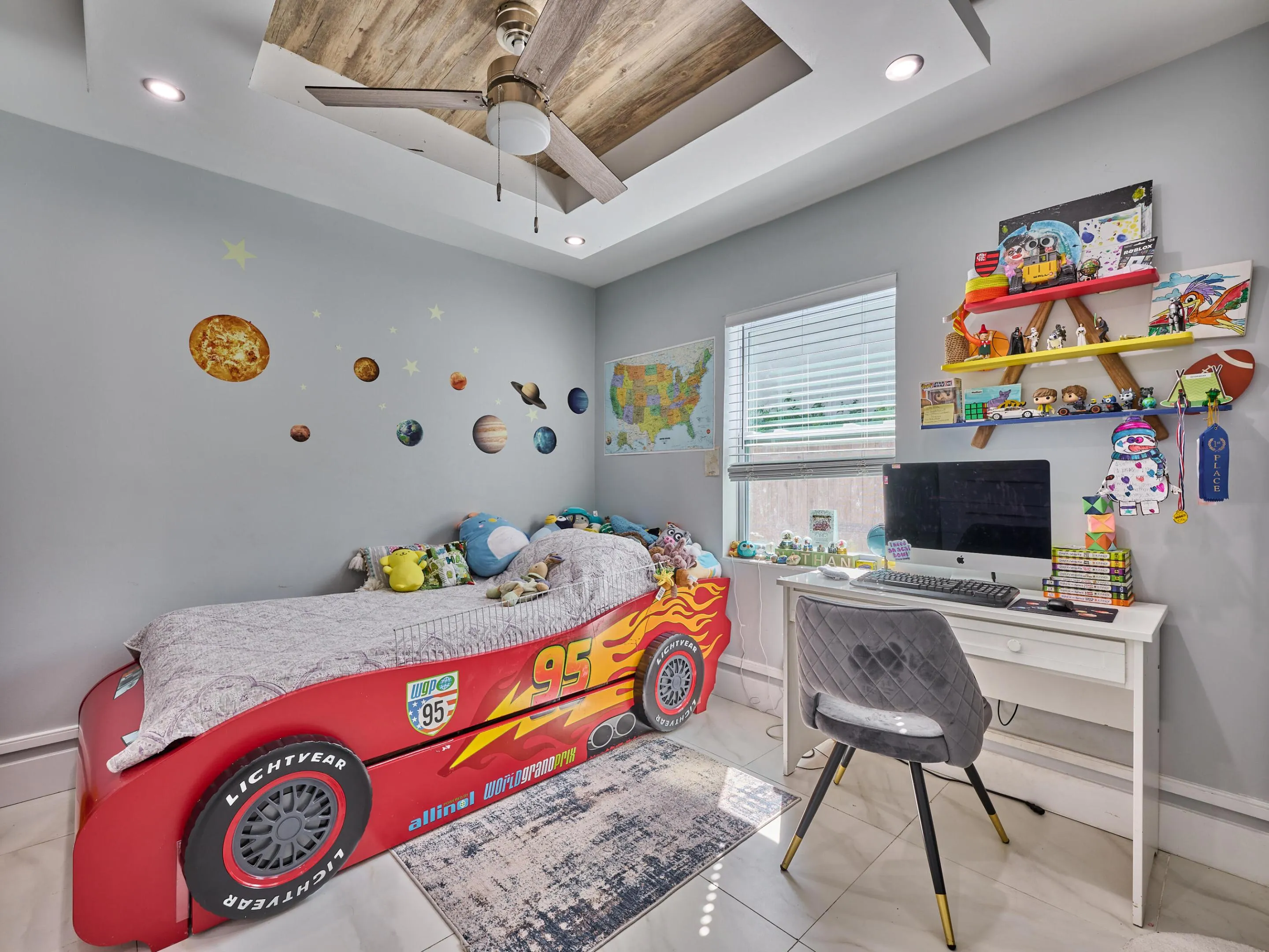 Tray ceiling with wood-finish inlay and recessed lighting