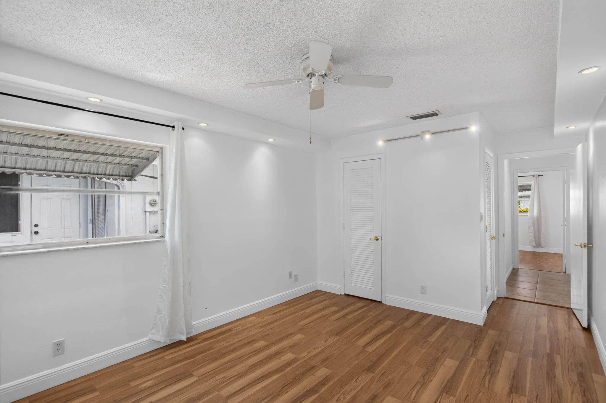 28-web-or-mls-1010-28