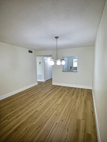 lxe4tye0329