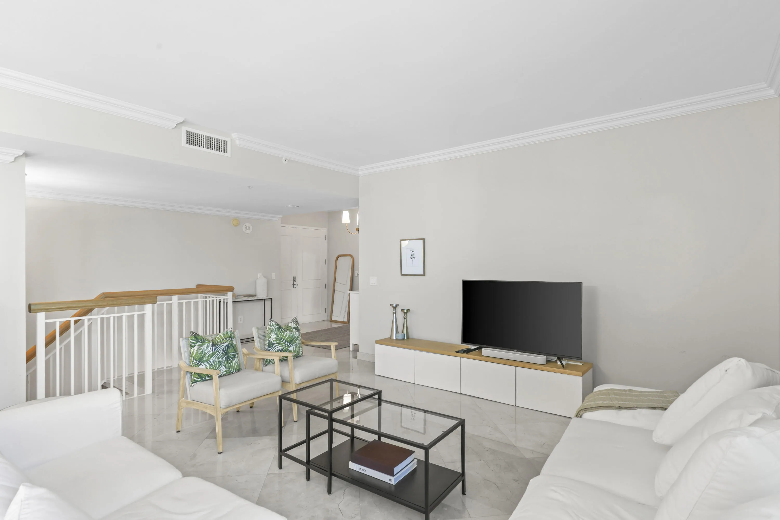 1063 Hillsboro Mile, 206 - 7.jpg-FULL