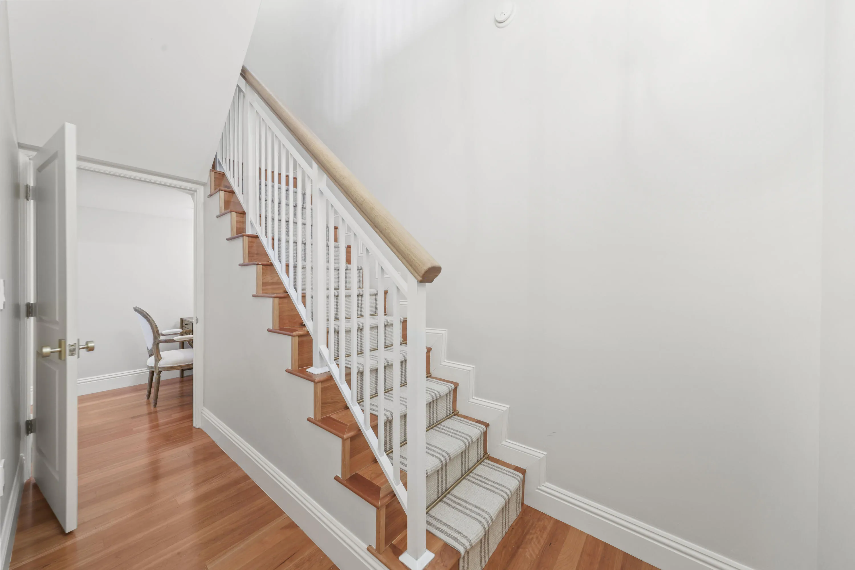 1063 Hillsboro Mile, 206 - 26.jpg-FULL