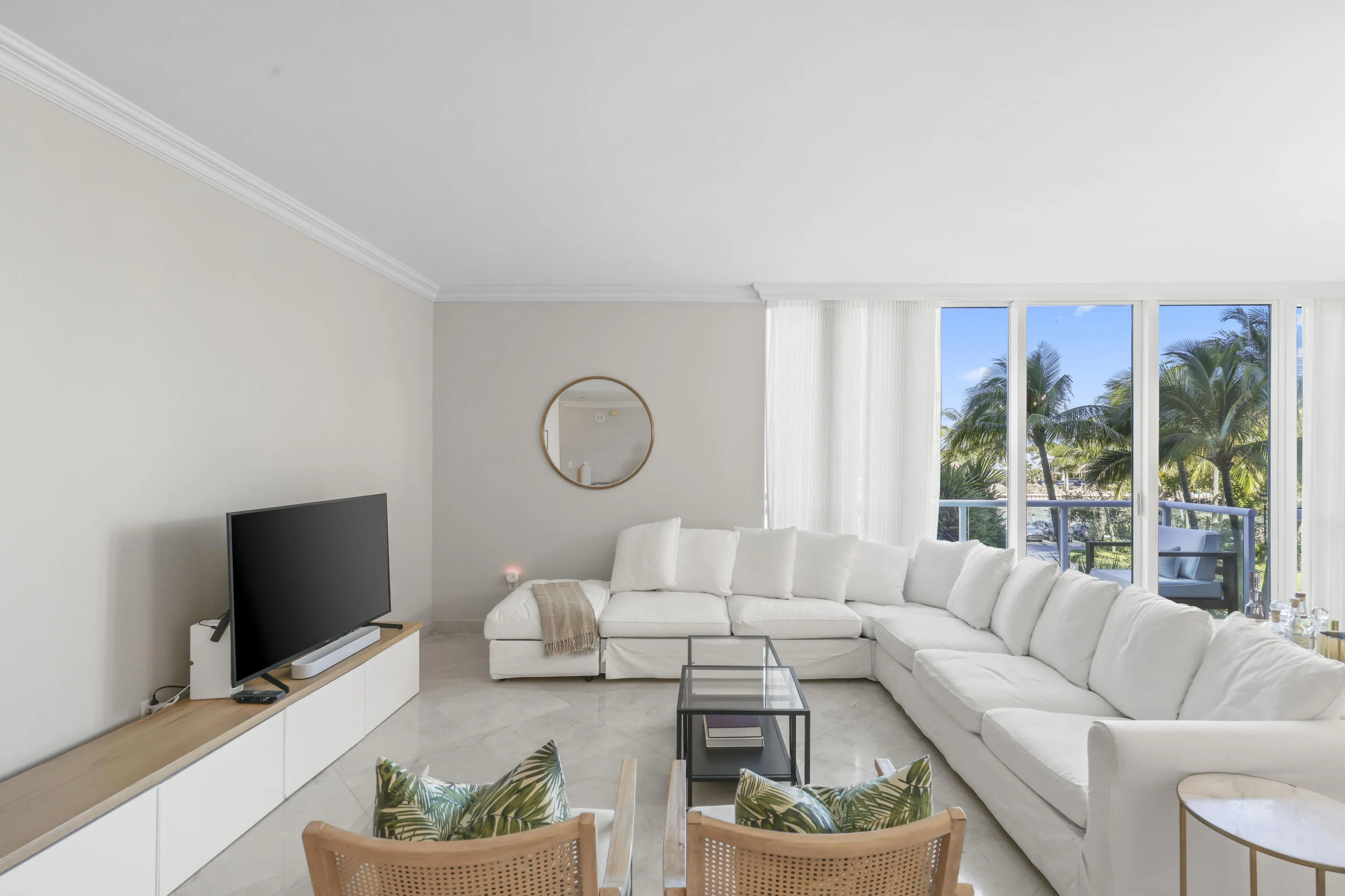 1063 Hillsboro Mile, 206 - 5.jpg-FULL
