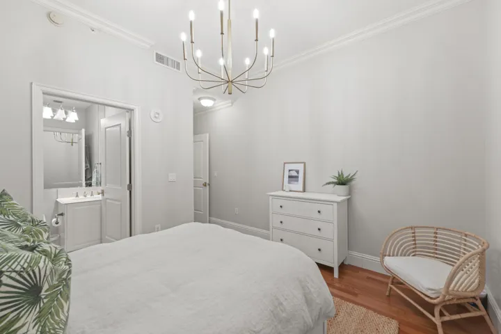 1063 Hillsboro Mile, 206 - 29.jpg-FULL