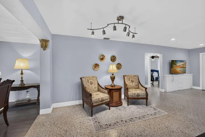 21-web-or-mls-5D1A1158