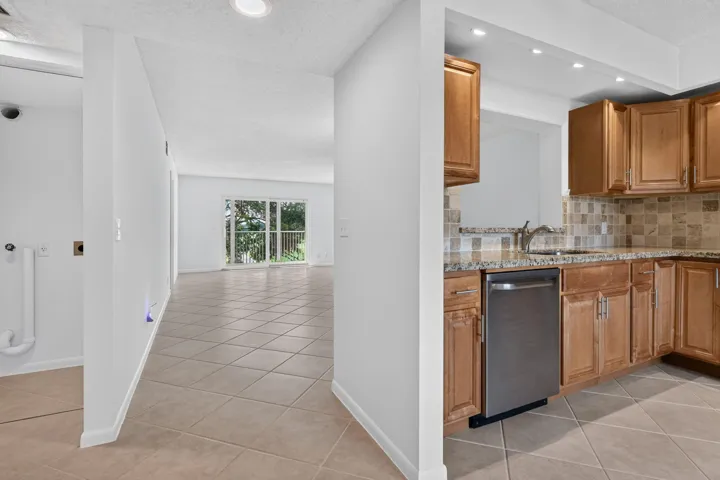 Entryway- Kitchen