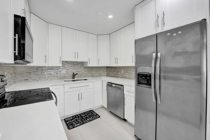 03 04 Kitchen