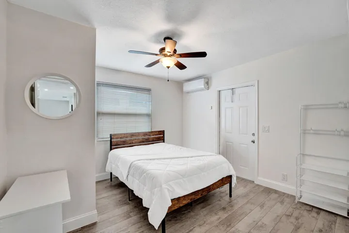 09 01 4thBedroom