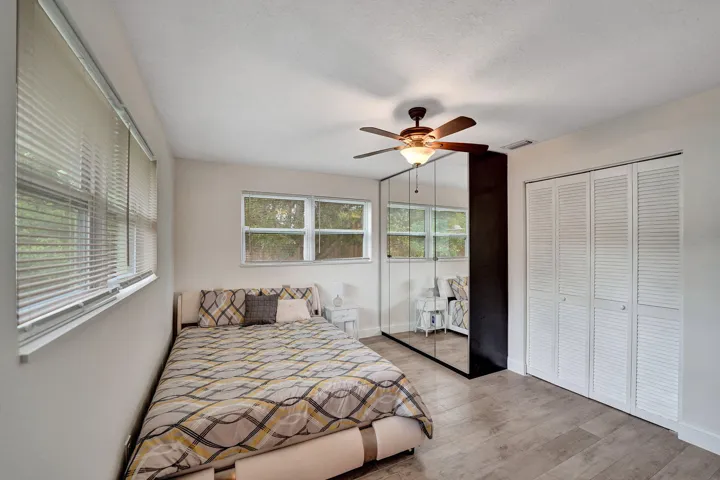 05 01 MBedRoom