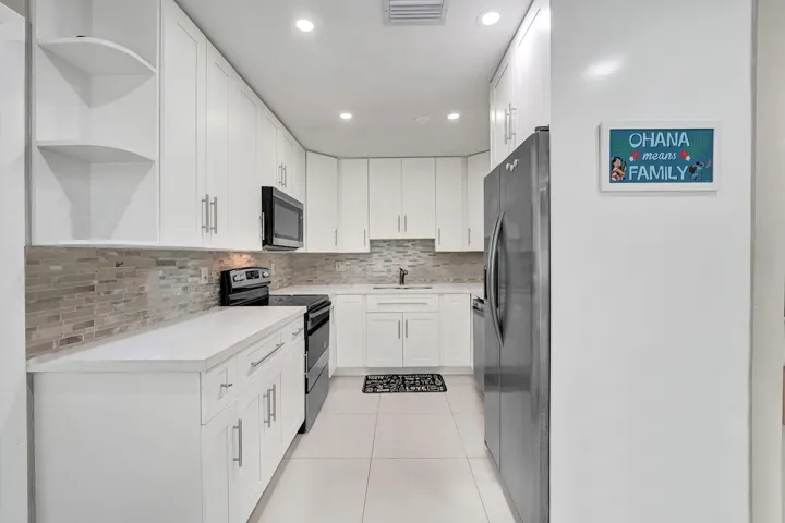 03 03 Kitchen