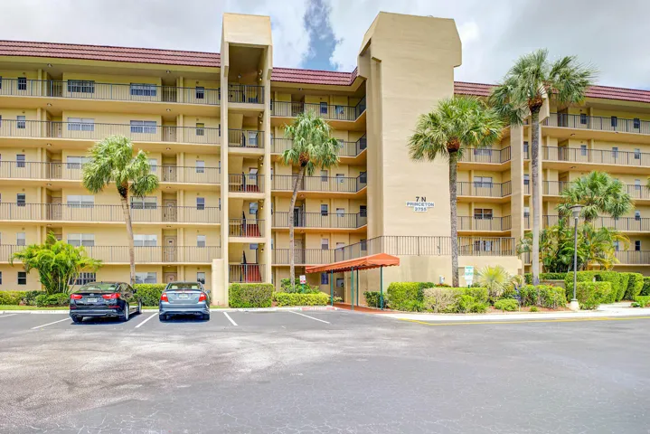 3755 VIA POINCIANA