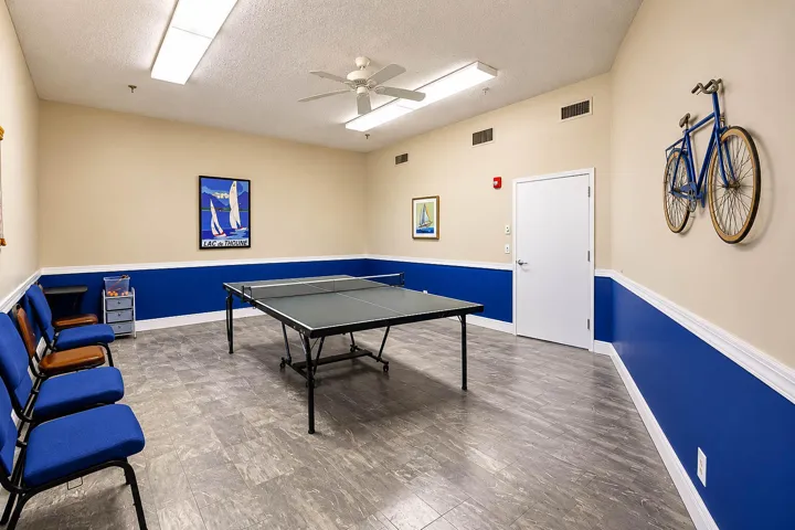 CLUBHOUSE