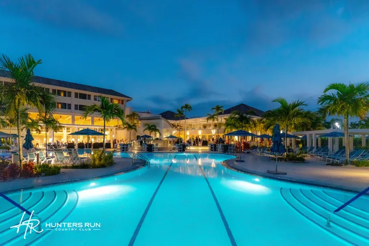 Main Pool & Clubhouse