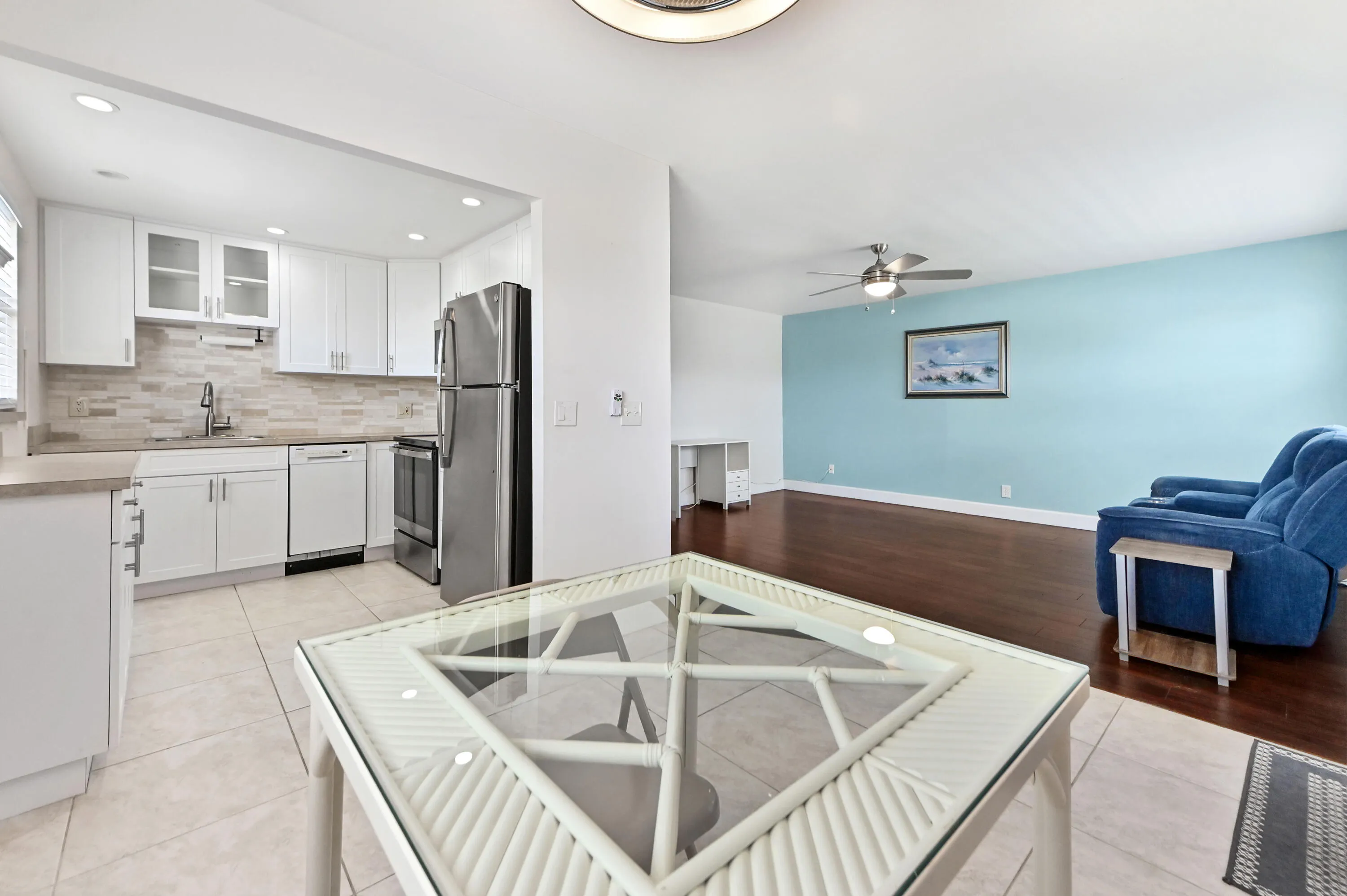12 Dining room 02