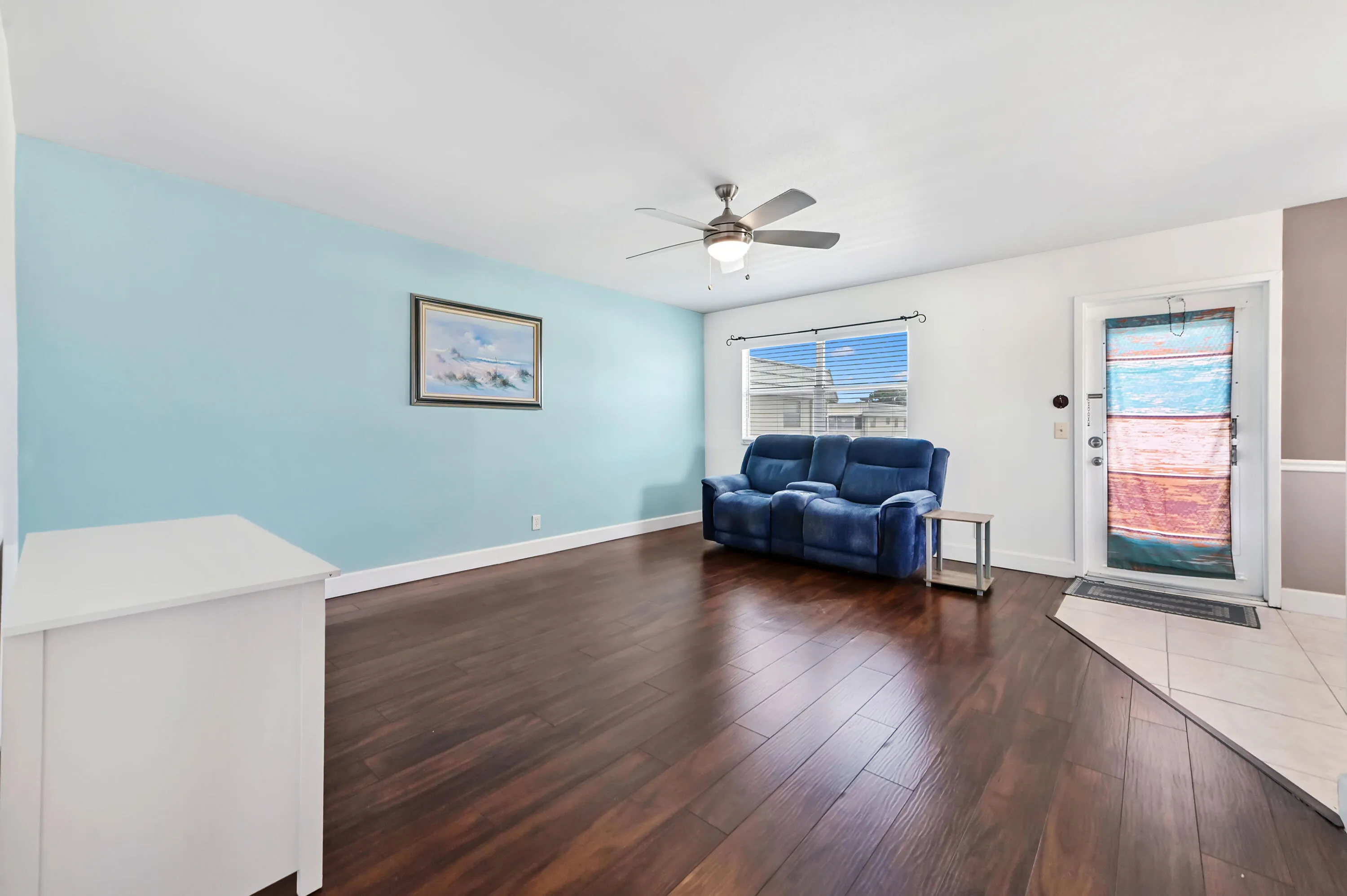 06 Living room 03