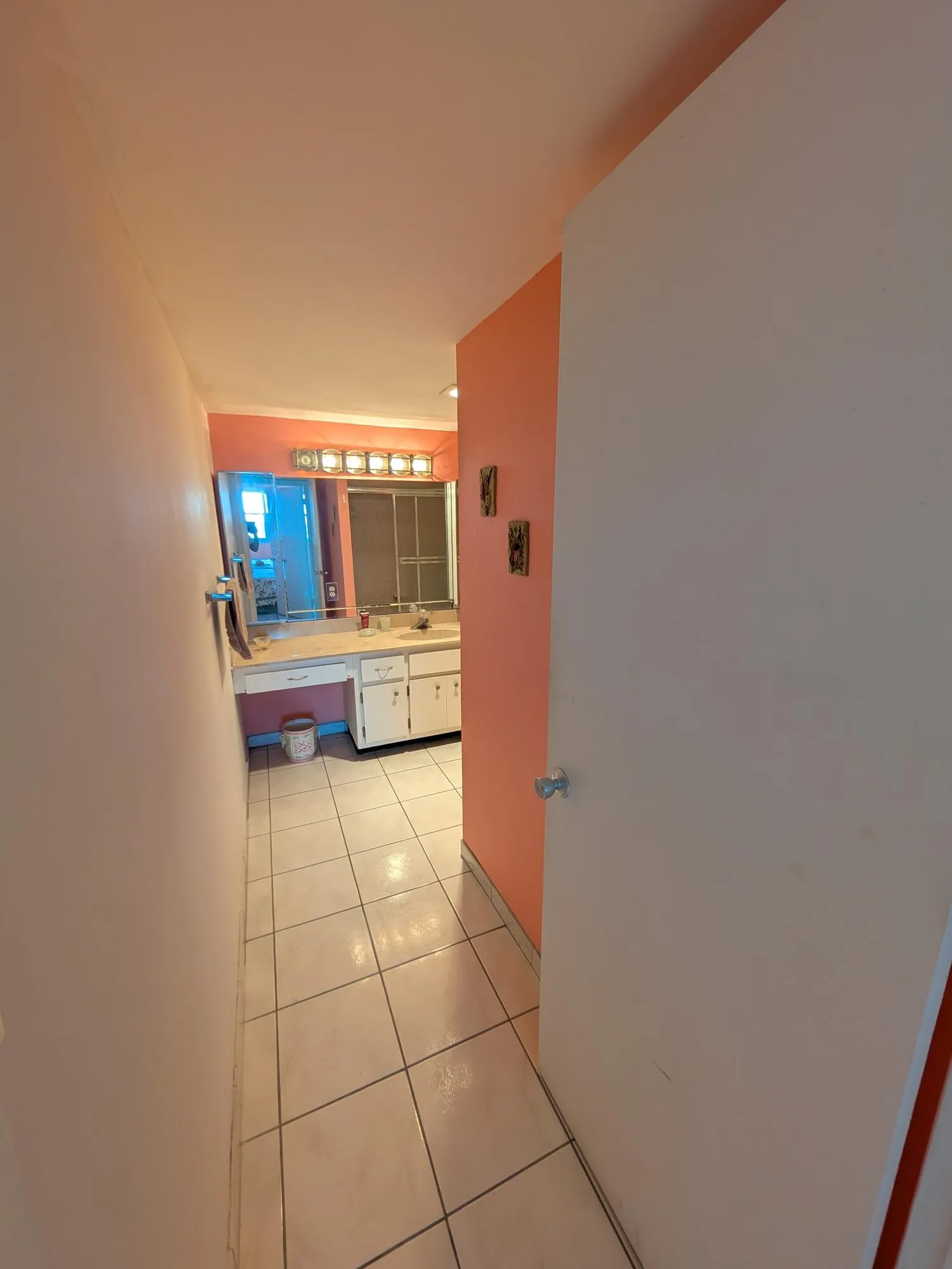 PXL_20260919_183036053.RAW-01