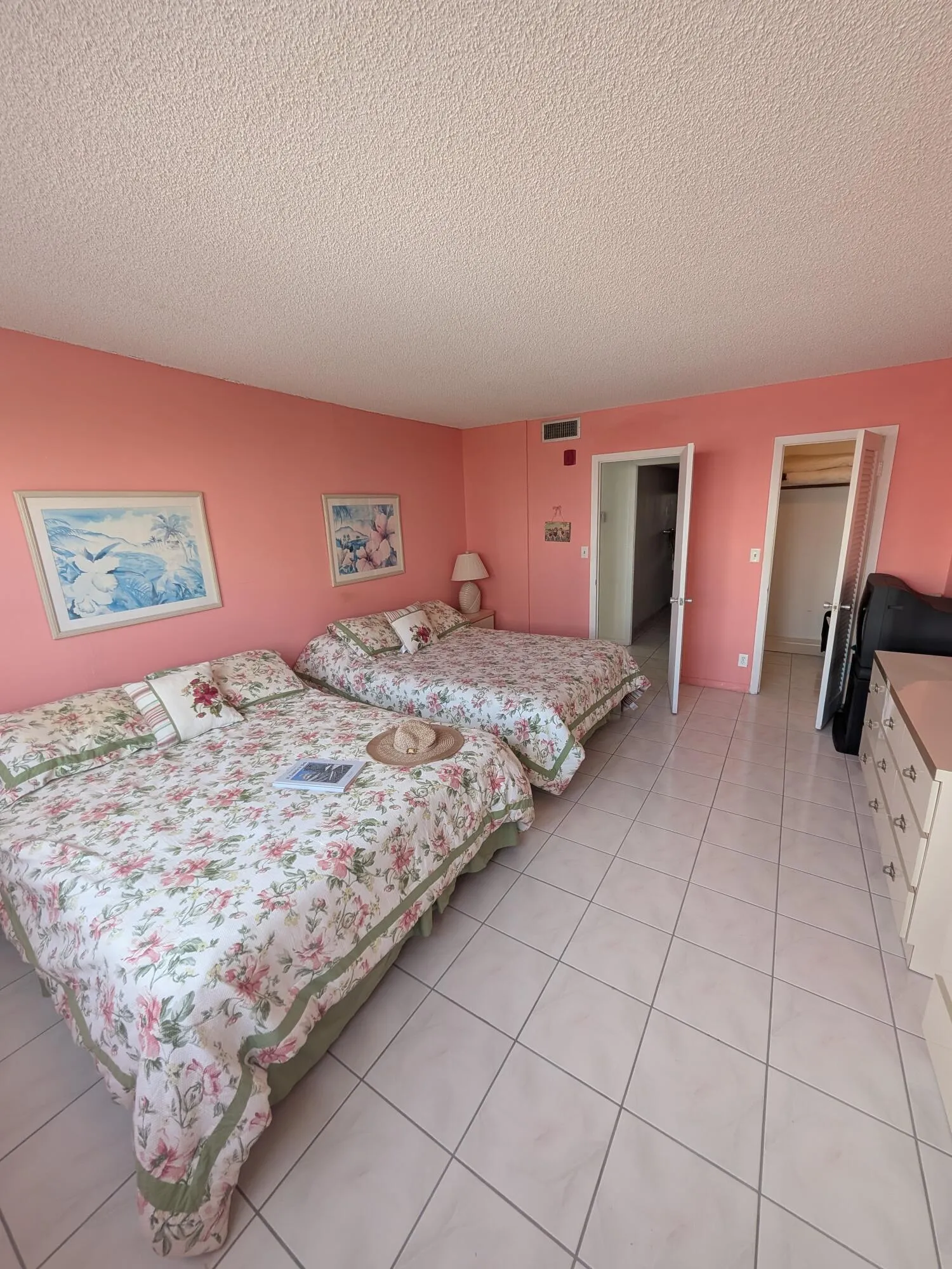 PXL_20260919_183003700.RAW-01