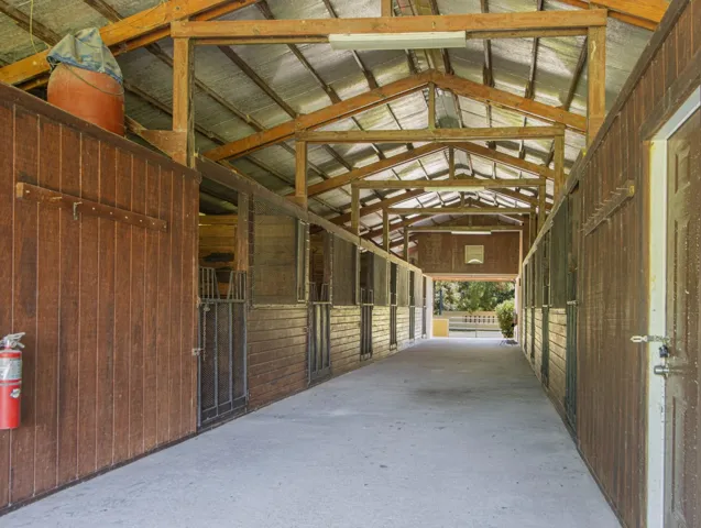 barn(1)