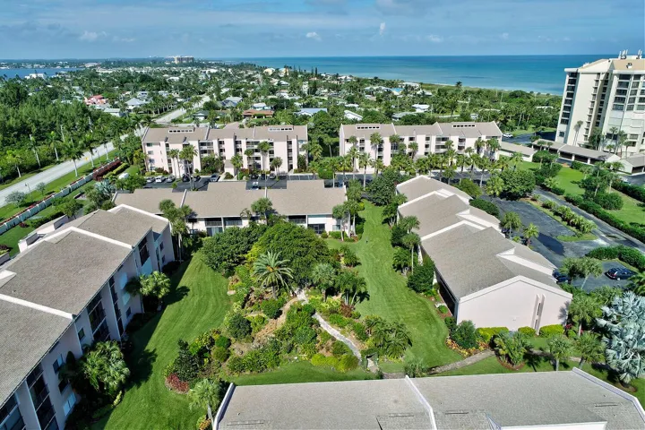 BEACHTREE I BUILDINGS