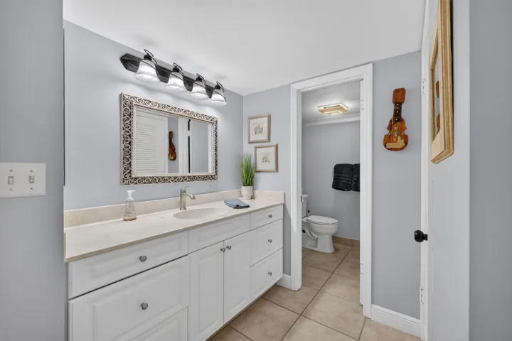 MASTER BATH VANITY
