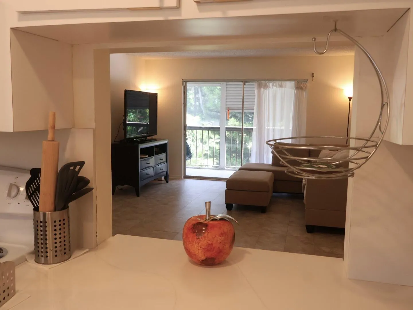 Kitchen Passthrough
