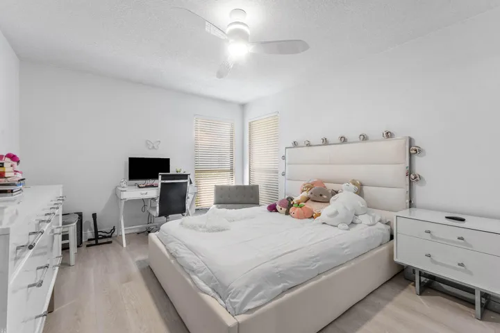 021-6387EastpointePinesStreet-PalmBeachG