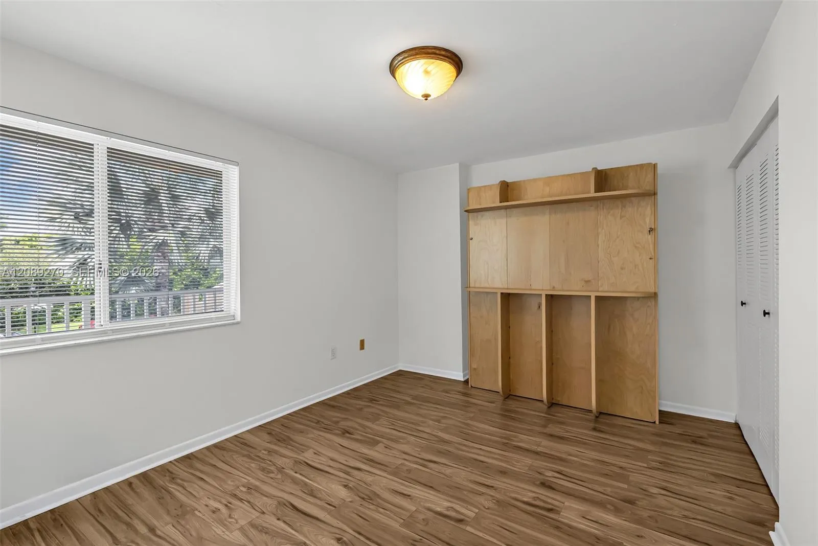 GUEST BEDROOM MURPHY BED