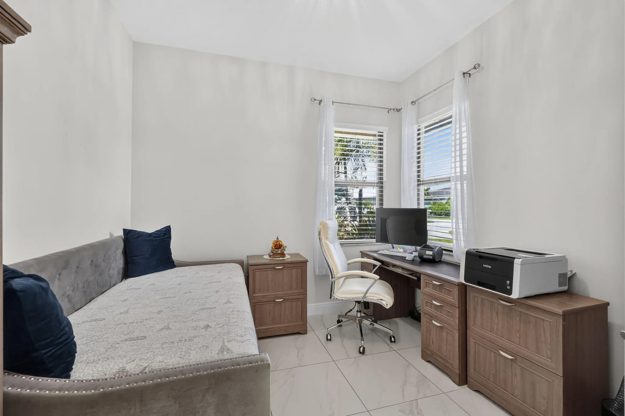 Office/ Flex-Space/Bedroom 3