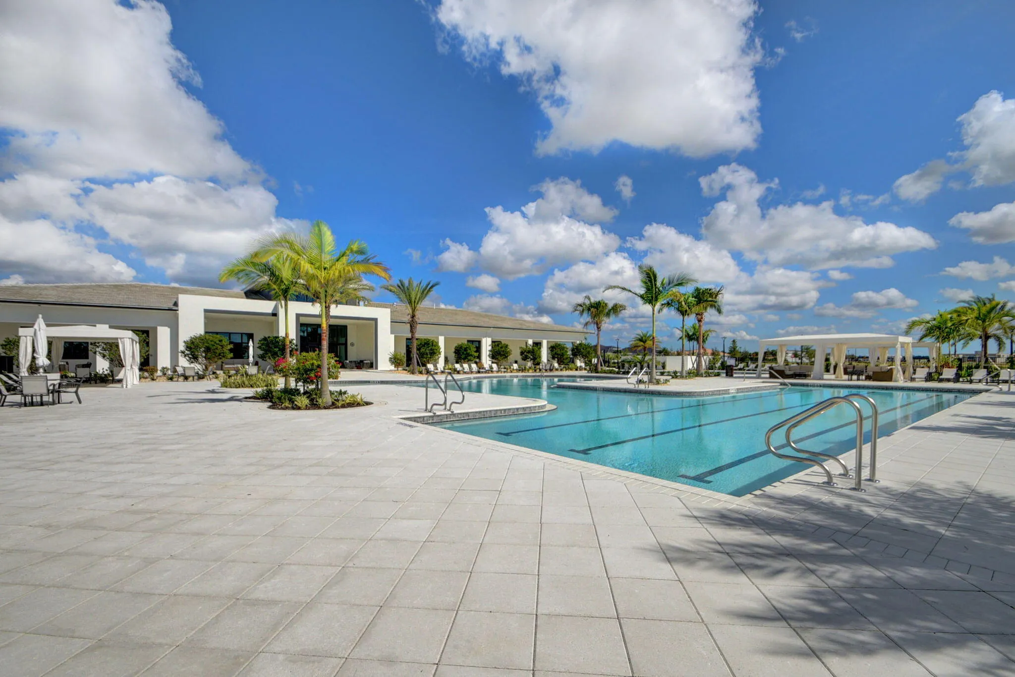 Cresswinds Pool