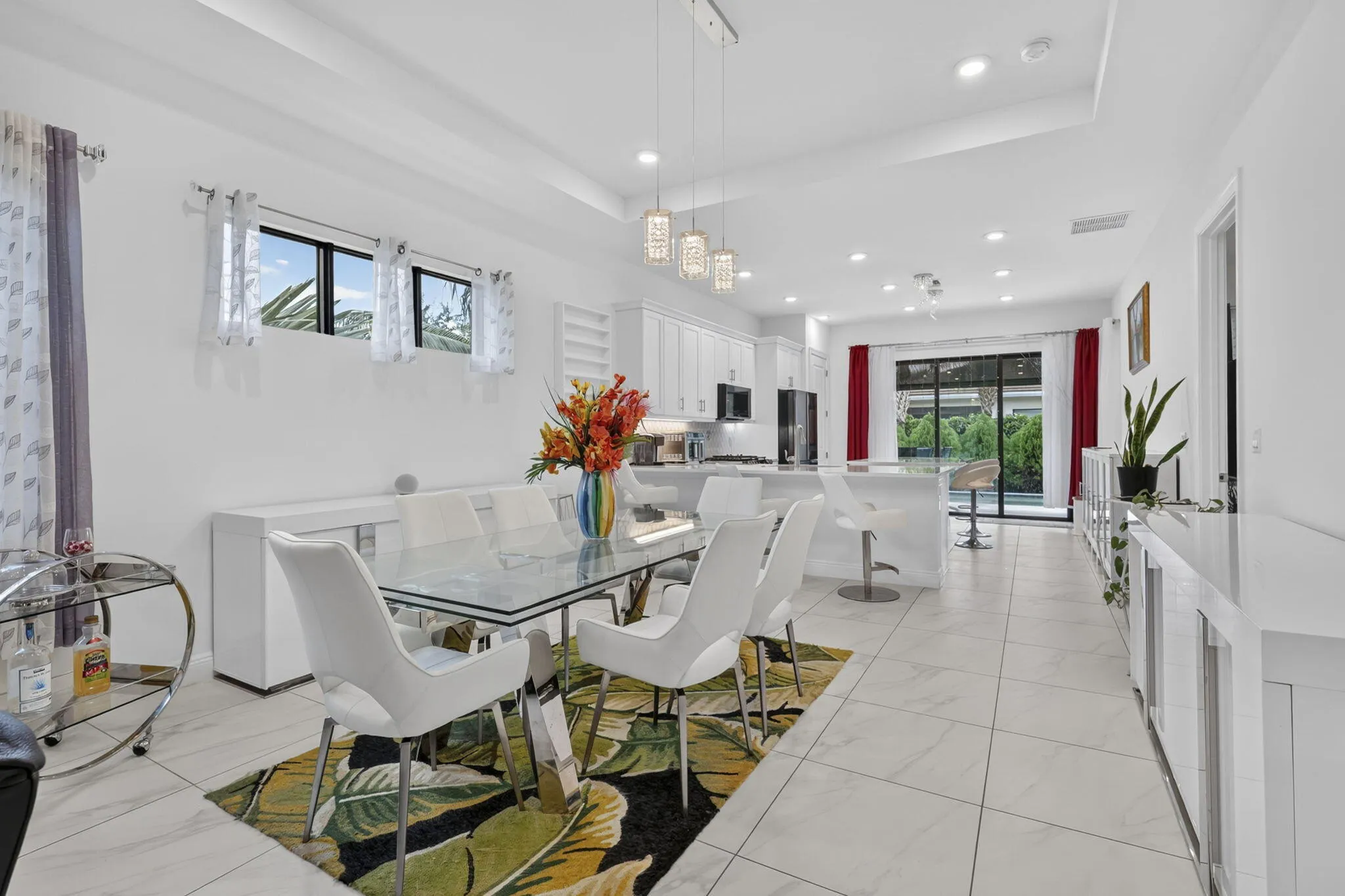 Formal Dining