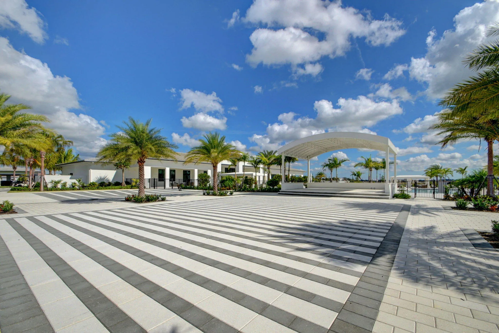 Club at Cresswinds