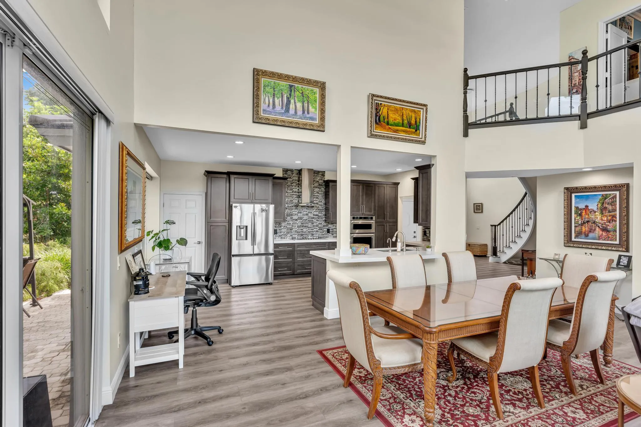 Dining/Kitchen