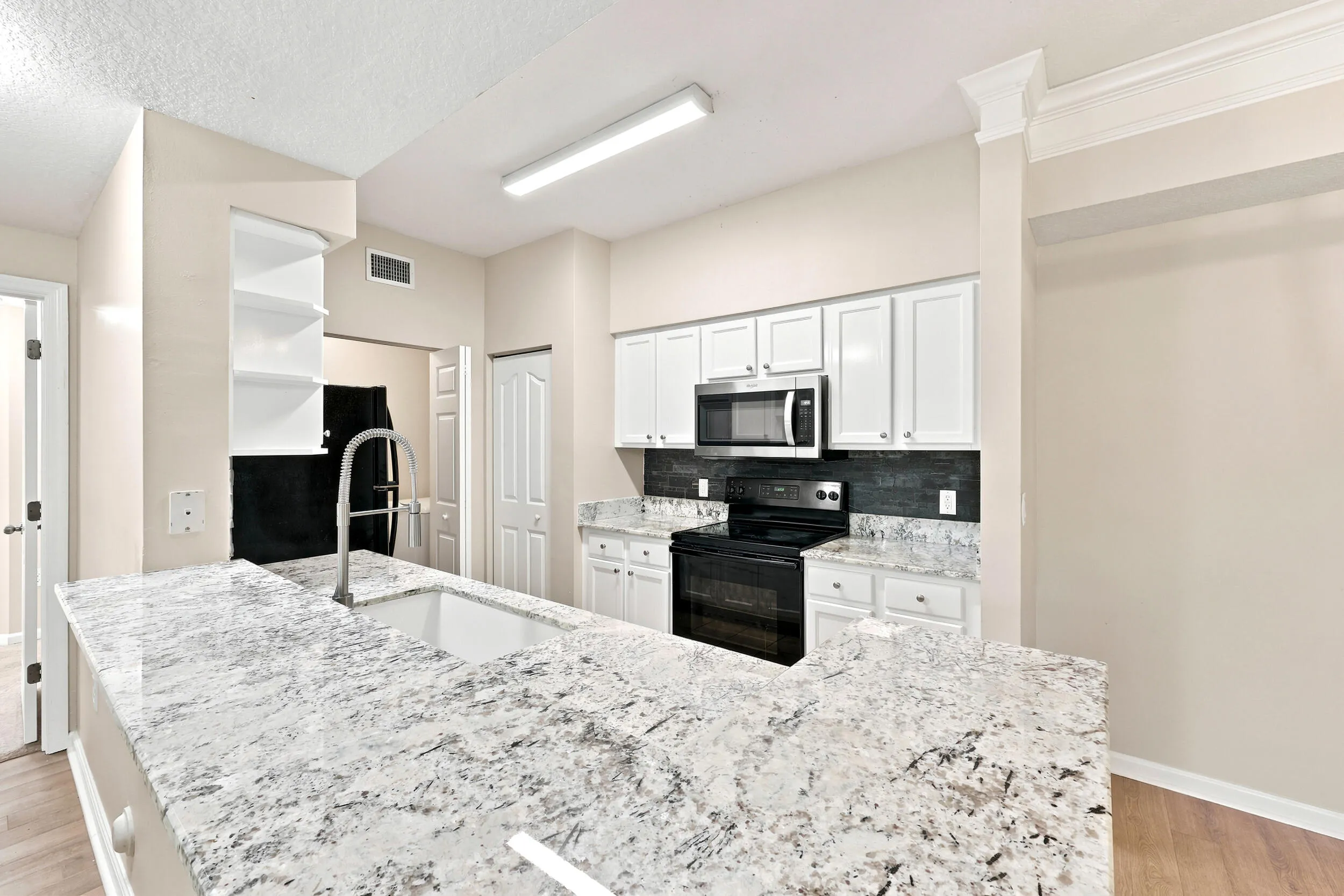 Renovated Kitchen / Stunning Granite Counter tops/