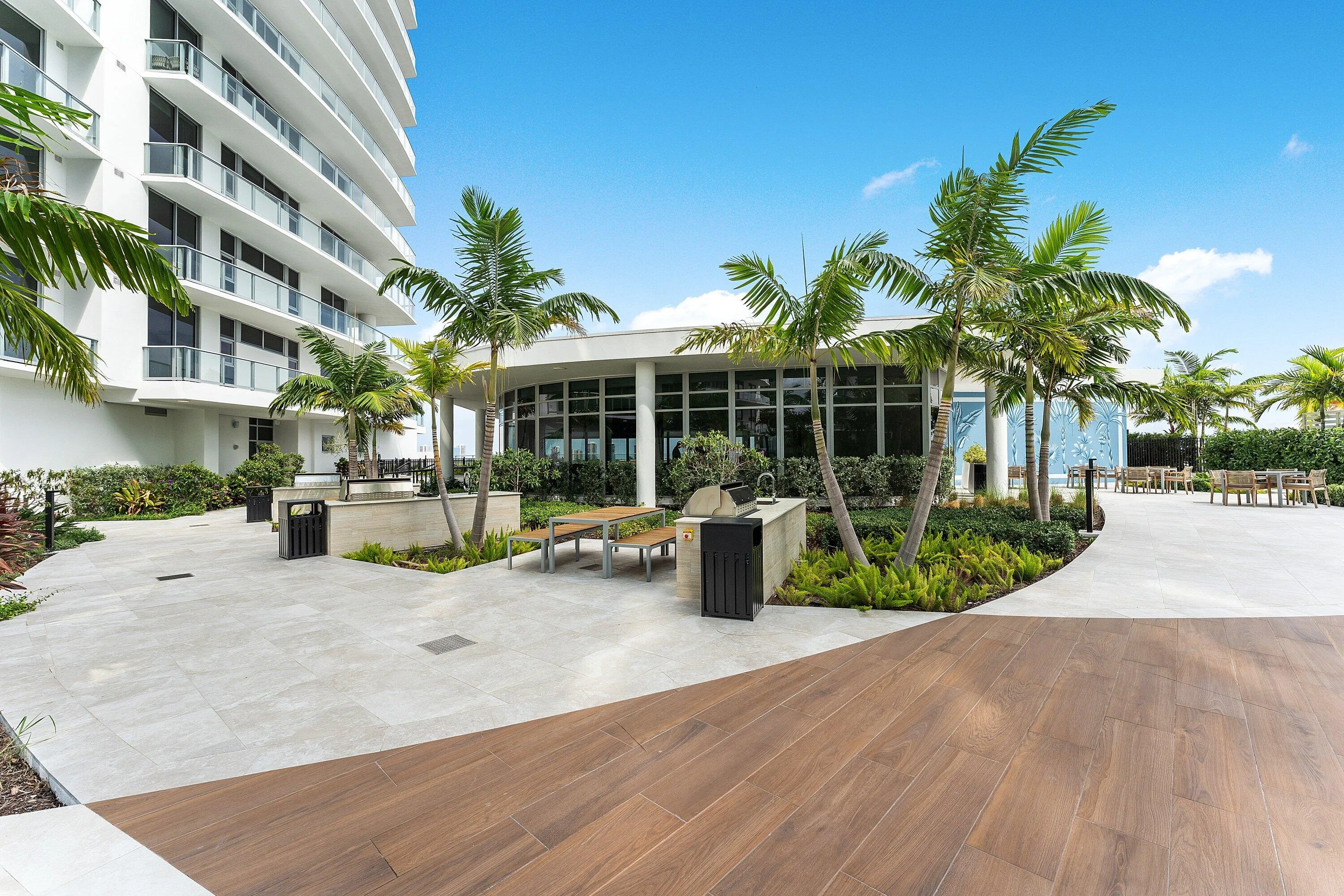 110-220LakeShoreDrive-1209-LakePark-FL-3