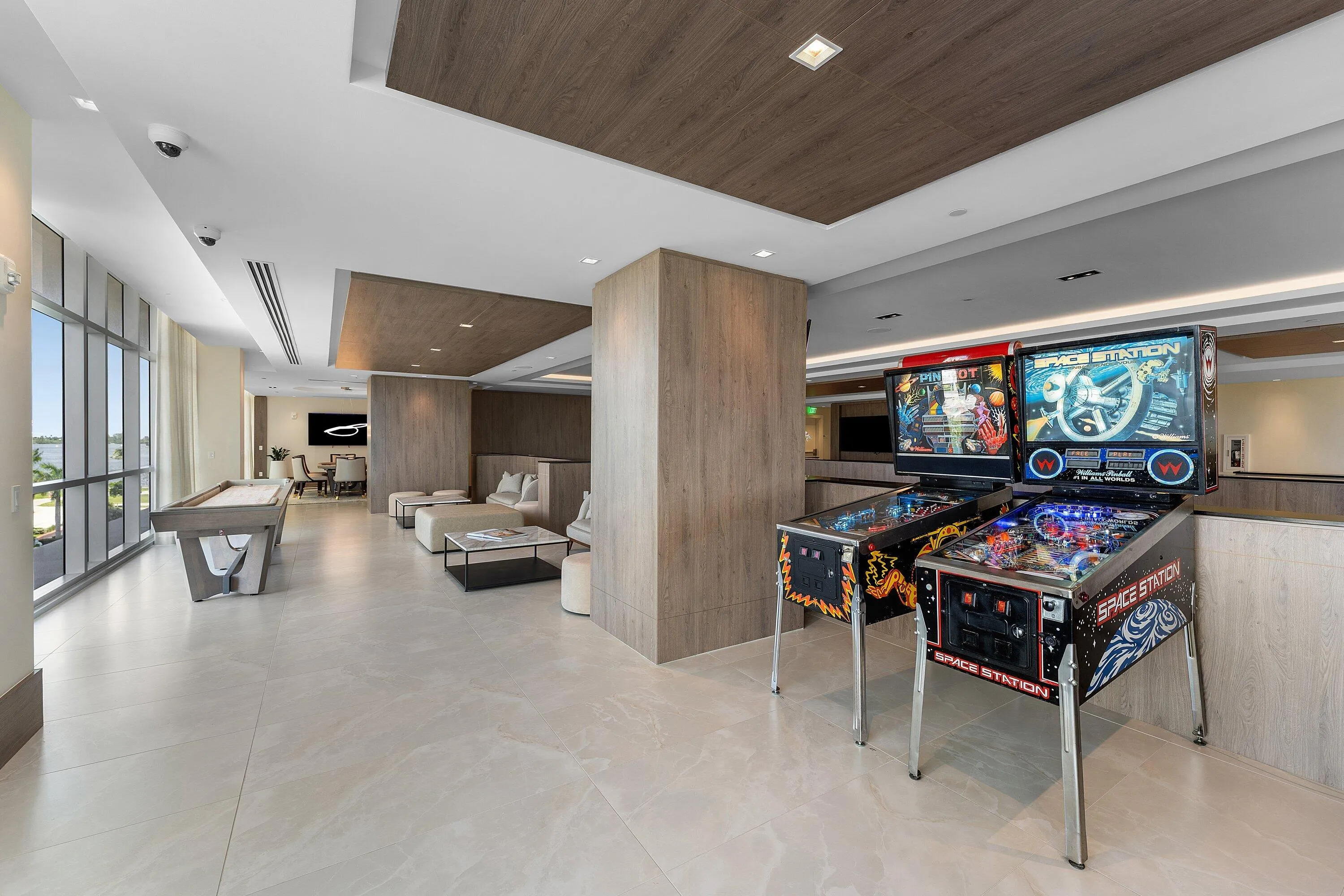 ENTERTAINMENT AND RECREATION AREA