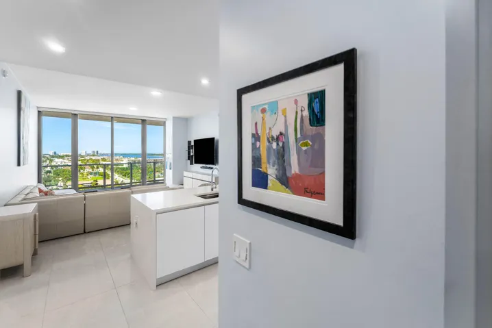 007-220LakeShoreDrive-1209-LakePark-FL-3