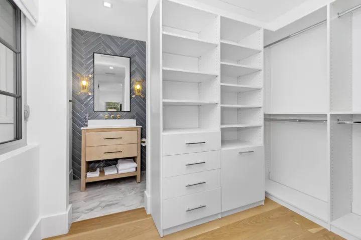 Closet
