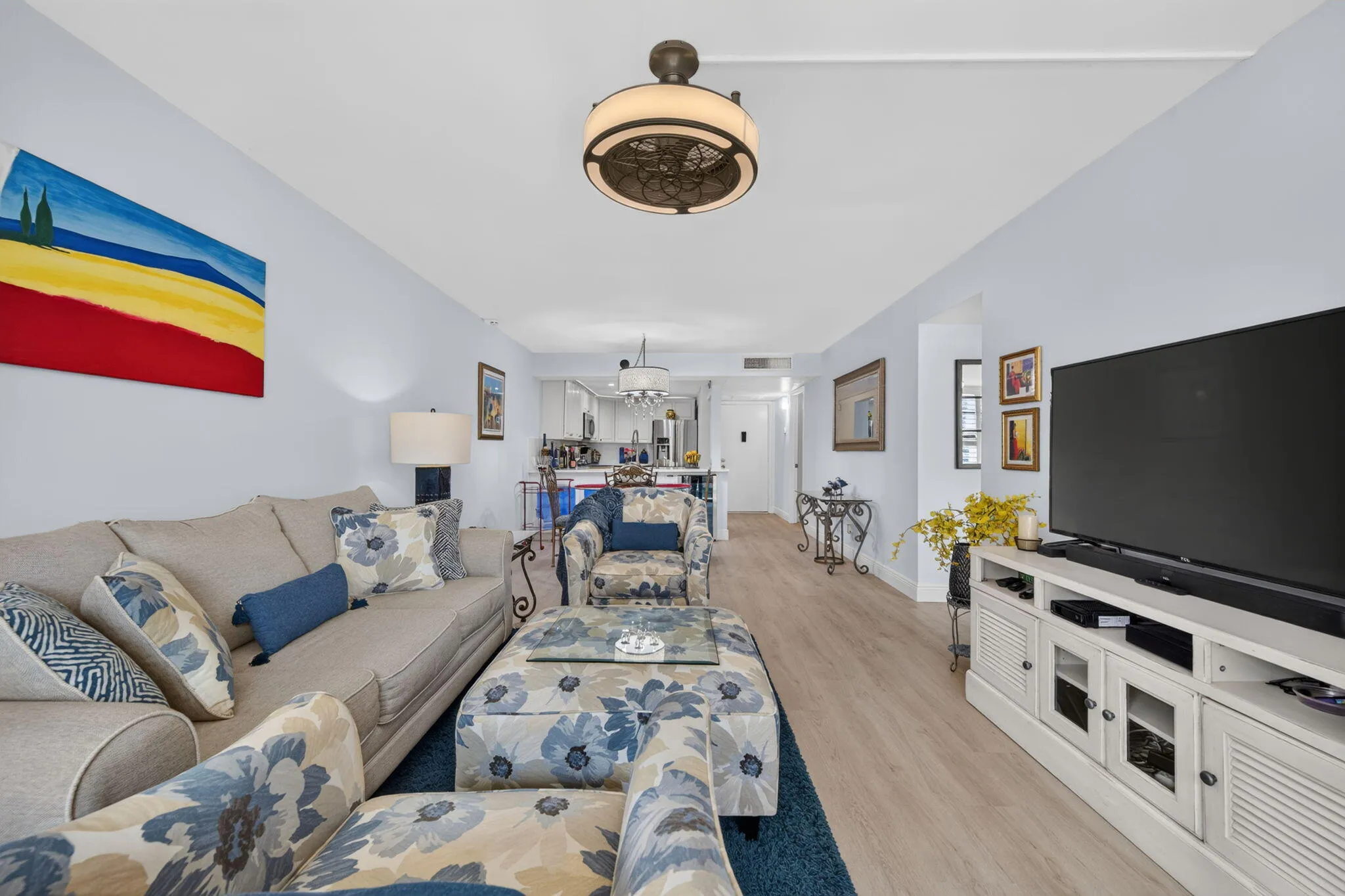 Smooth Ceilings Throughout
