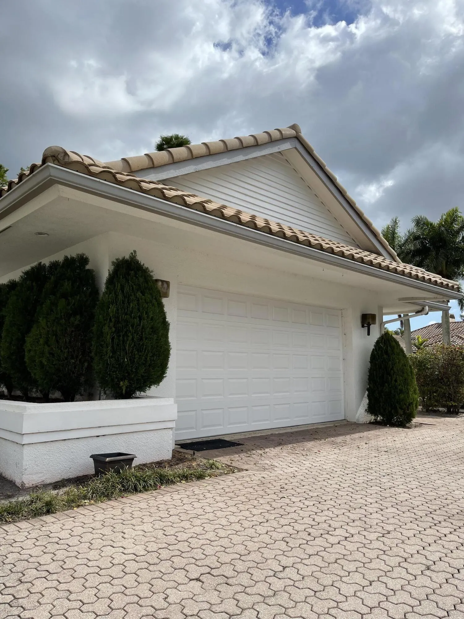 2 Car Garage & Golf Cart Garage