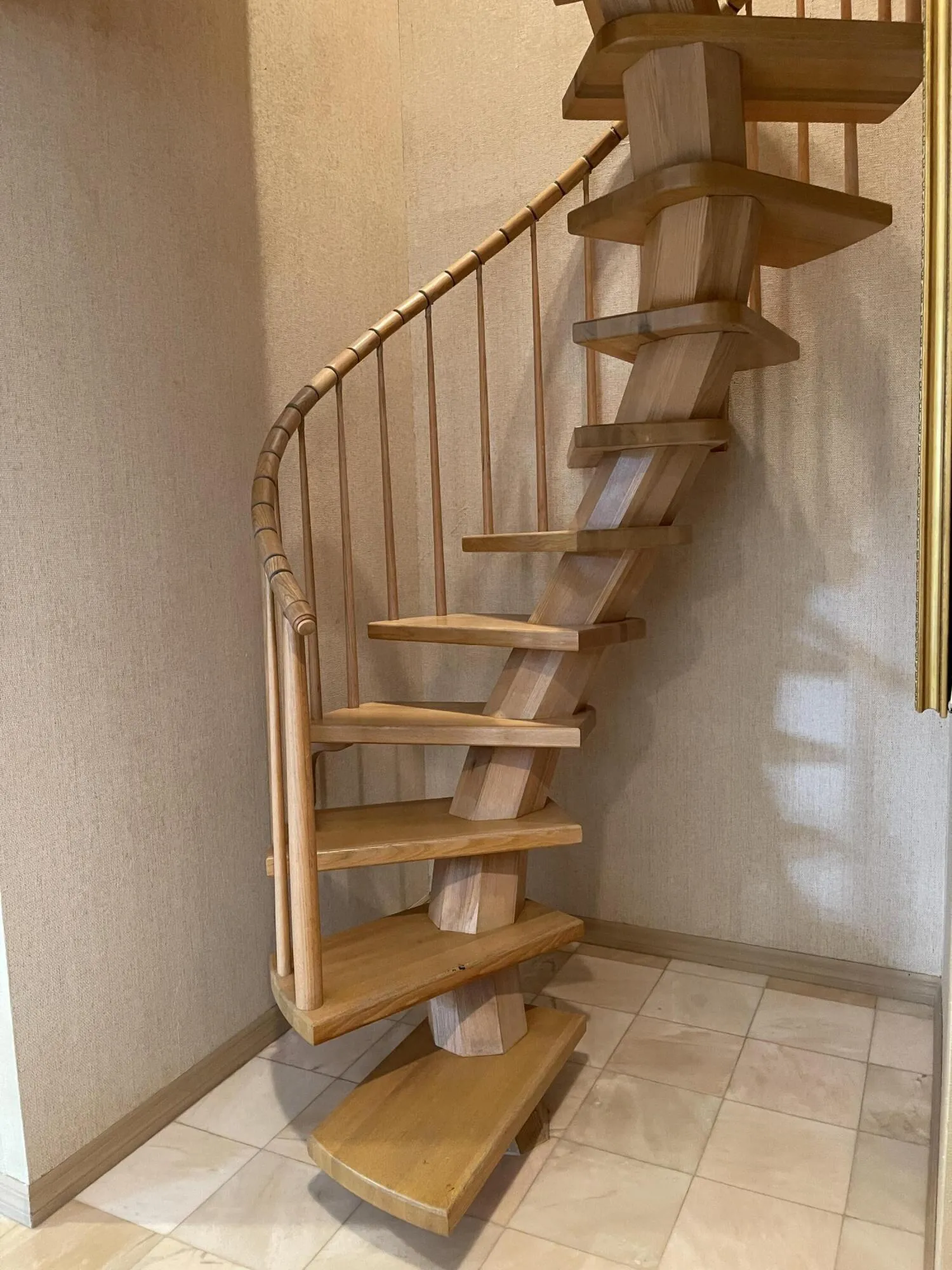 Spiral Staircase to the upstairs loft & bedroom with ensuite bathroom