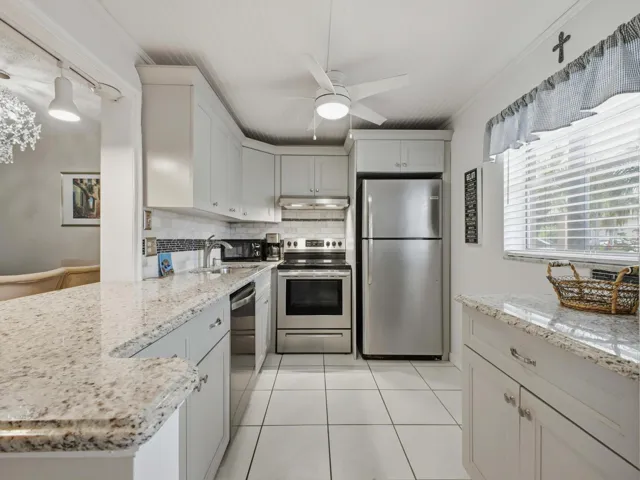 Kitchen 2