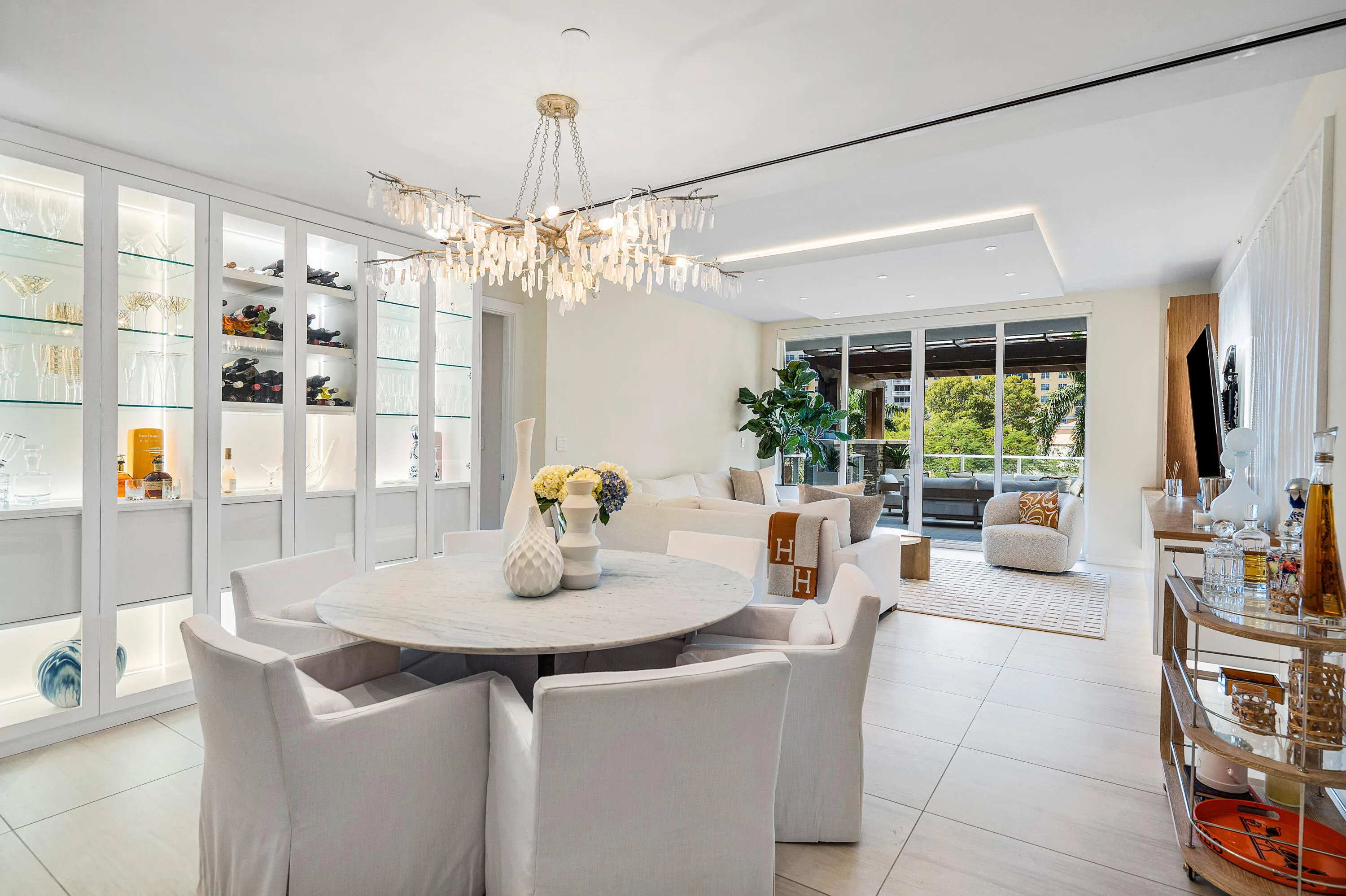 011-200SoutheastMiznerBoulevard-BocaRato