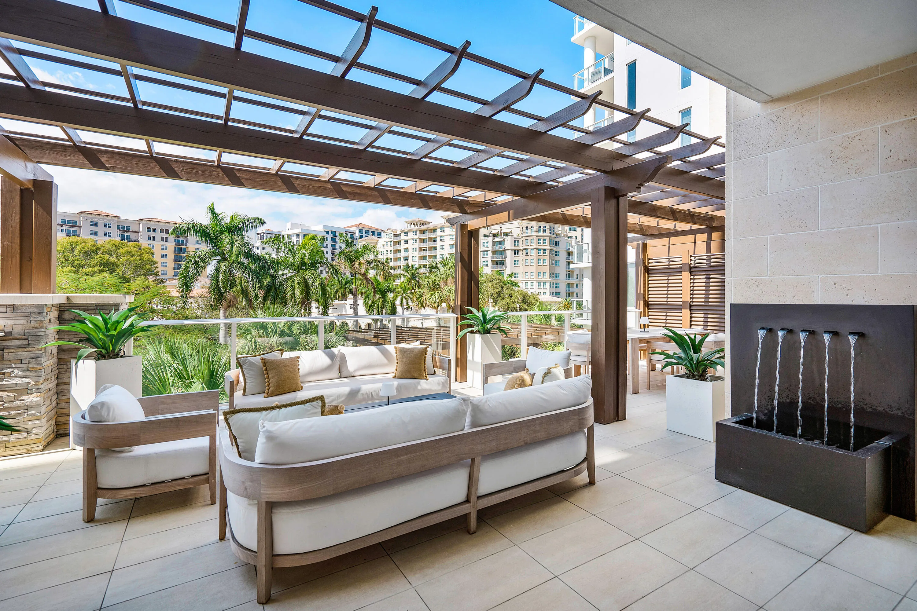 020-200SoutheastMiznerBoulevard-BocaRato
