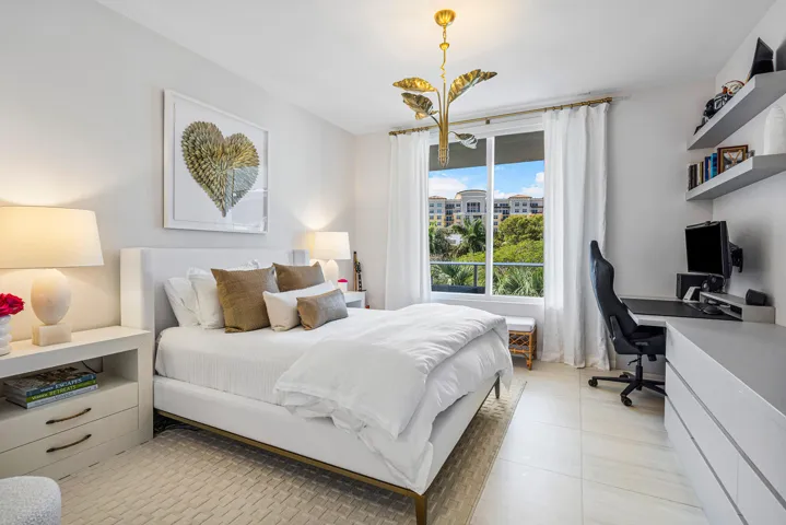 025-200SoutheastMiznerBoulevard-BocaRato