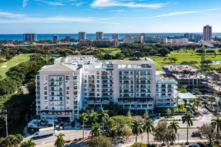 040-200SoutheastMiznerBoulevard-BocaRato