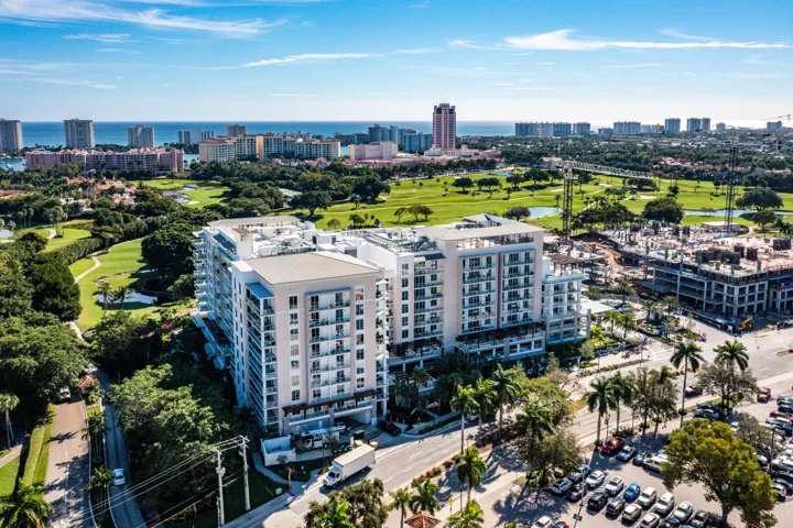 041-200SoutheastMiznerBoulevard-BocaRato
